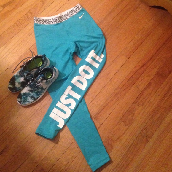 Nike Pants - Nike Pro Dri-Fit Leggings