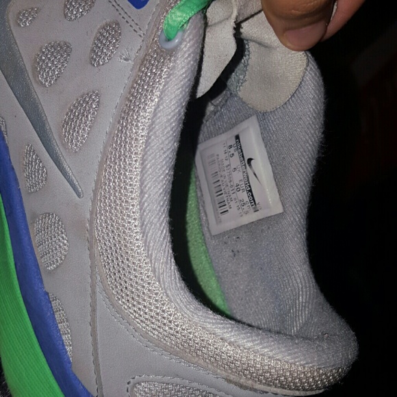 Nike training shoes - Picture 4 of 4