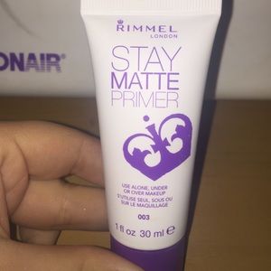 Rimmel Stay Matte Primer