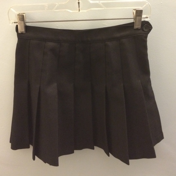 American Apparel Black Tennis Skirt