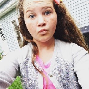 Meet your Posher, Lexi