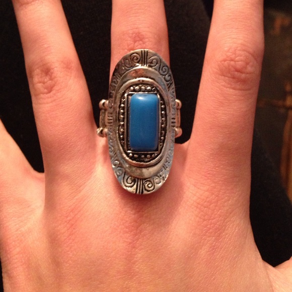 Blue Stone Ring: Stretchy to fit many sizes