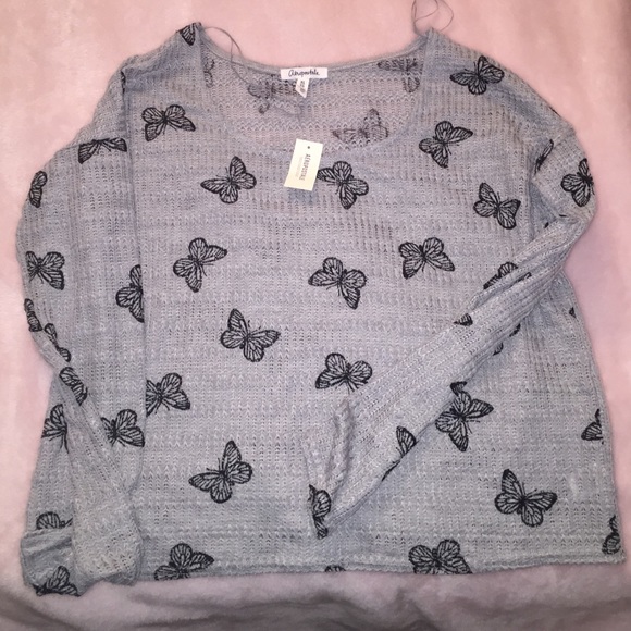Butterfly light sweater pullover