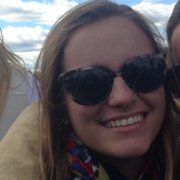 Meet your Posher, Lulu - Picture 1 of 1