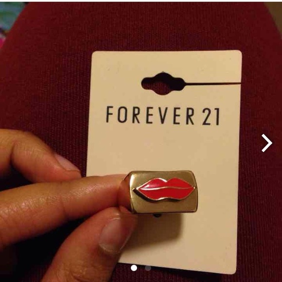 Brand new forever 21 ring!:)