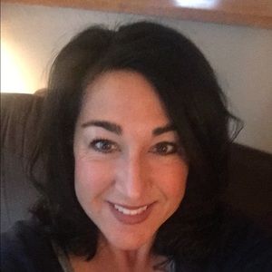 Meet your Posher, Michele