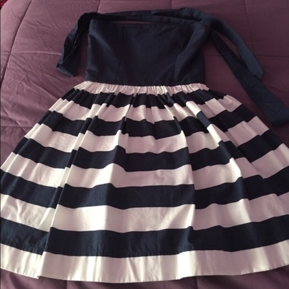 Super Cute Strapless Dress