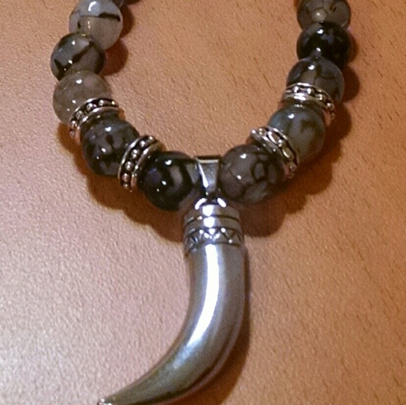 Men's hematite spider web agate necklace