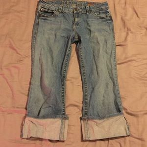 Delia's Bailey Capris