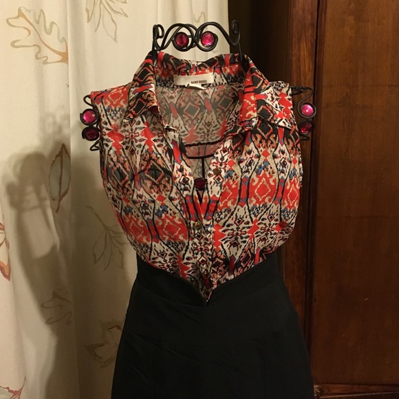 Sleeveless Spiked Button down