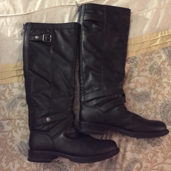 Madden Girl tall black boots