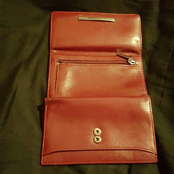Kenneth Cole Wallet - Picture 3 of 4