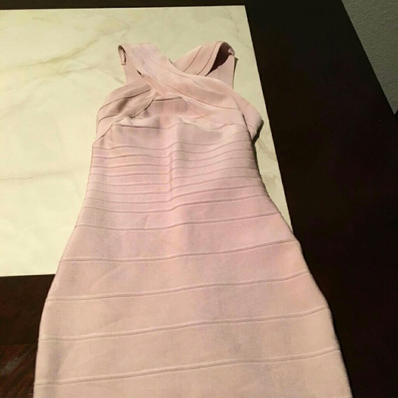 Nude colored dress - Picture 1 of 1