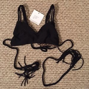 Acacia Samoa Top NWT