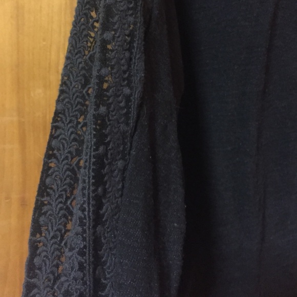 American eagle sweater - Picture 4 of 4