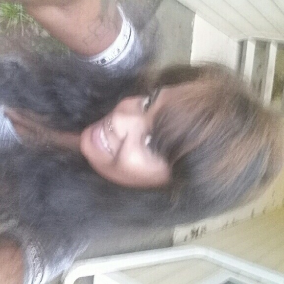 Meet your Posher, Nesha - Picture 1 of 1