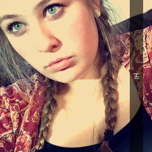 Meet your Posher, Kylee
