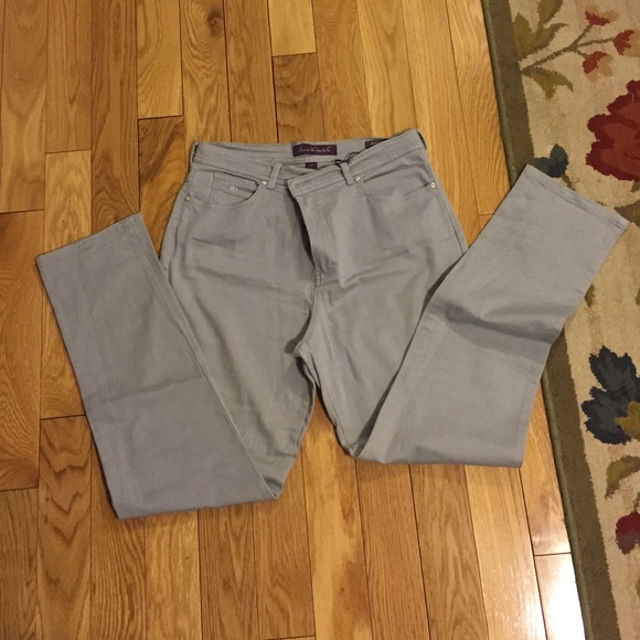 Grey Gloria Vanderbilt jeans.