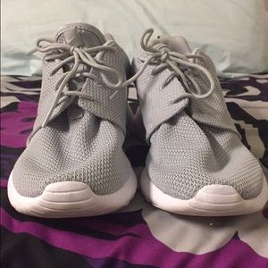 Grey Nike Roshes