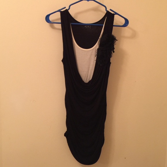 Double-Lined Ruched Tank - Picture 2 of 4