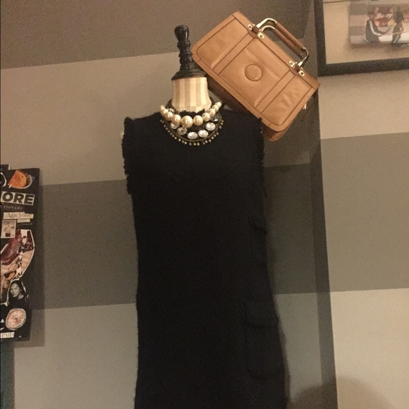 Utterly CHIC Boucle Dress - Picture 4 of 4