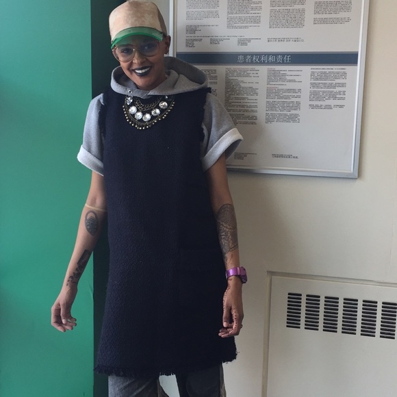 Utterly CHIC Boucle Dress - Picture 3 of 4