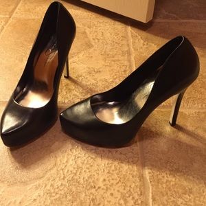 Jessica Simpson Jasmint Black Heels