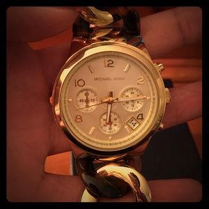 Michael Kors Turtoise and Gold Link Watch!