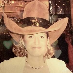 Meet your Posher, Misti