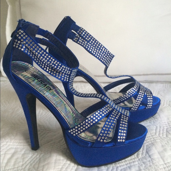 Royal blue bling pumps