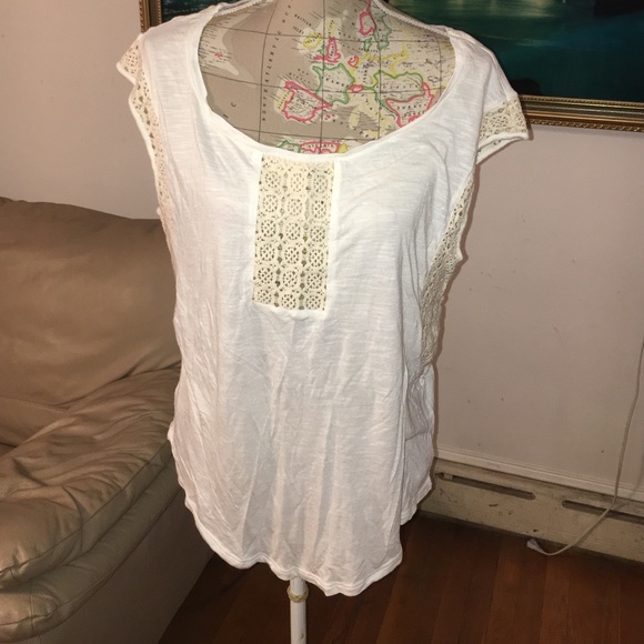 BNWOT American Eagle Outfitters shirt