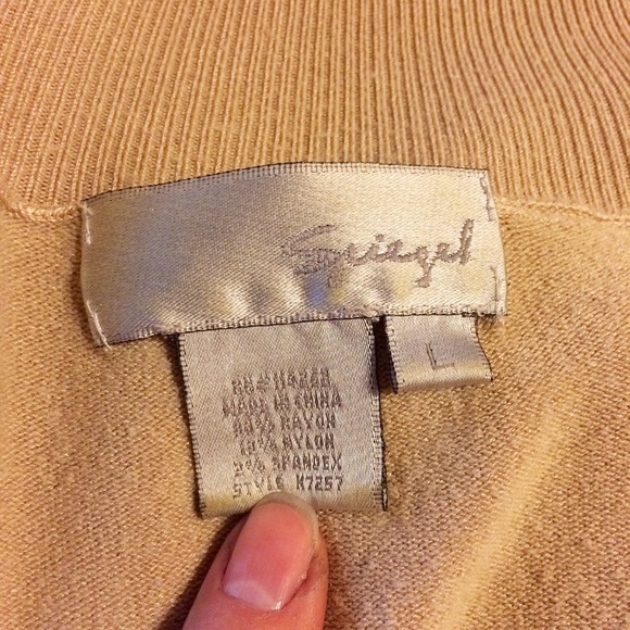 Turtleneck silk and cashmere sweater - Picture 2 of 3