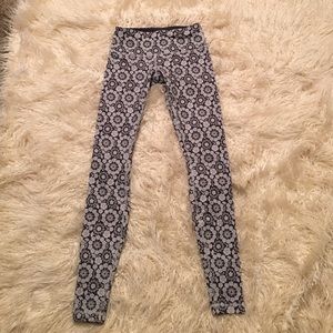 Lululemon Full Length Patterned Wunder Unders