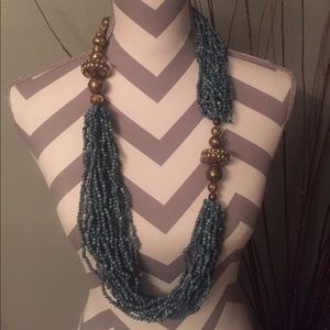 Turquoise bead necklace