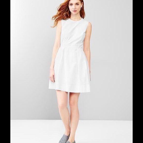 🌻🎉 SUMMER SALE 🎉 🌻GAP | Fit & Flare Dress - Picture 3 of 4