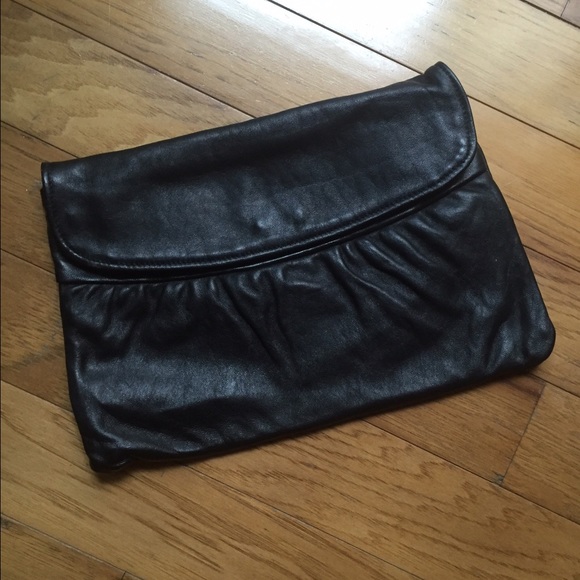 Vintage Handbags - Vintage Clutch Italian Leather