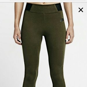 Nike leggings