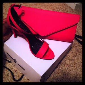 Hot pink shoes and matching bag!!