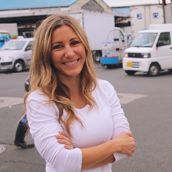 Meet your Posher, Candace - Picture 1 of 1
