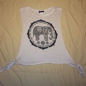 Muscle tee. Elephant print