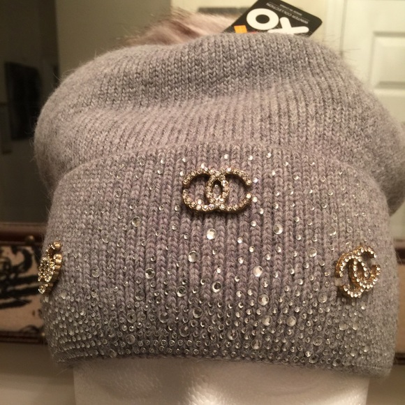 Silver color/slouch hat