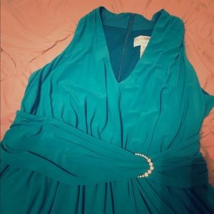 NWOT Green halter dress