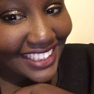 Meet your Posher, Fatimata