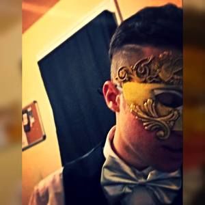 Meet your Posher, Aaron