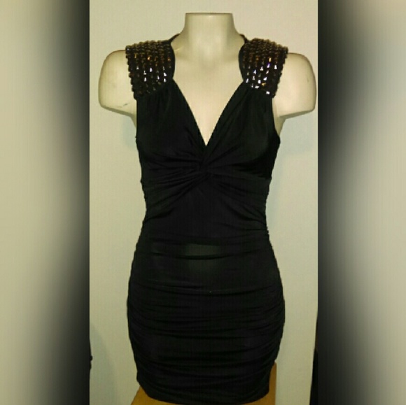 Final price (unless bundled)🎉Sexy LBD for parties