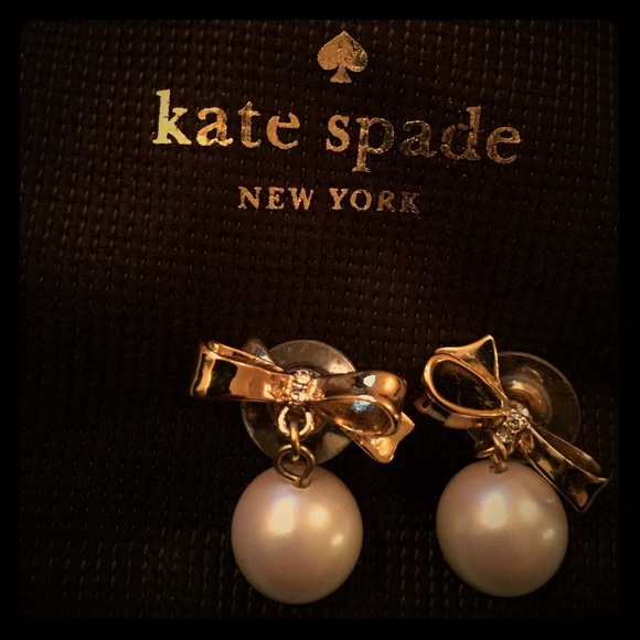 *PRICEDROP!!* Kate Spade Bow Pearl Dangle Earrings
