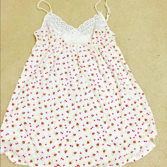 🌺 REDUCED🌺 VS sleepwear
