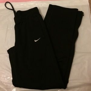 Black nike sweats