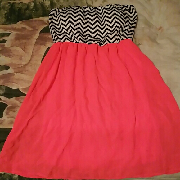 Strapless dress - Picture 1 of 1