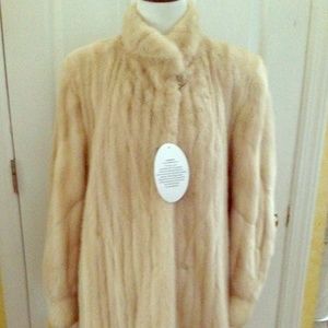 SOLD Off white Mink Coat Sz L Full Length